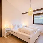 Dom wakacyjny Ferienwohnpark Satteldachhaus Freistehend Sds 044 *