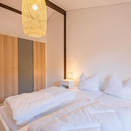 Ferienwohnpark Satteldachhaus Freistehend Sds 044 * Immenstaad am Bodensee