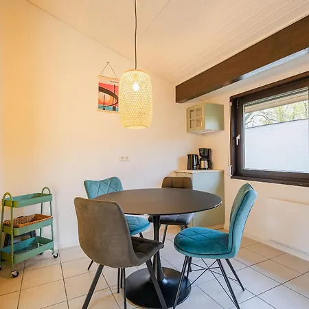 Ferienwohnpark Satteldachhaus Freistehend Sds 044 *